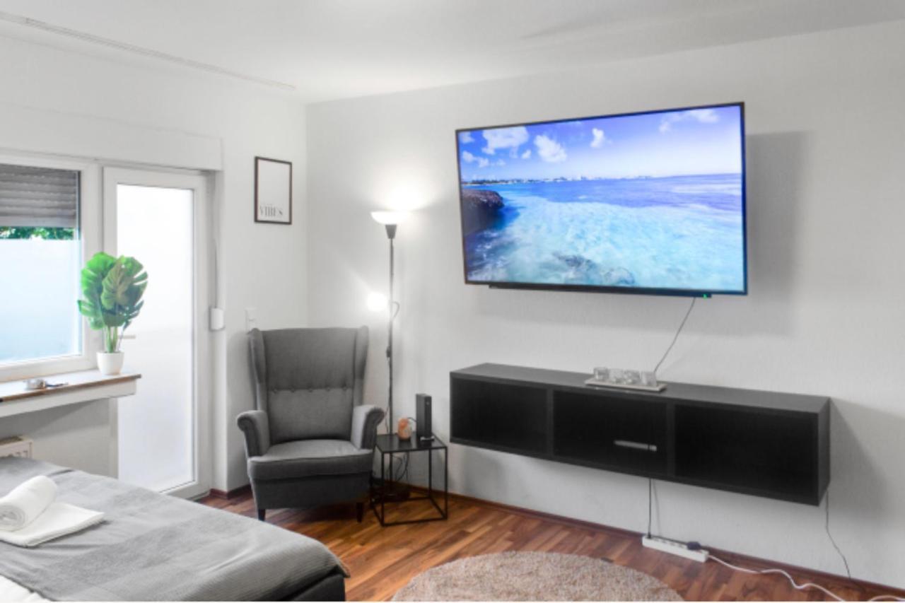 Relax Oasis With 65 Smarttv, Kitchen And Balcony Leilighet Duisburg Eksteriør bilde