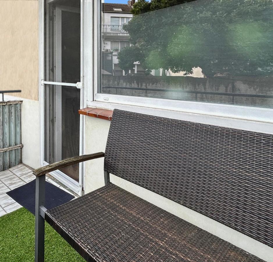 Relax Oasis With 65 Smarttv, Kitchen And Balcony Leilighet Duisburg Eksteriør bilde
